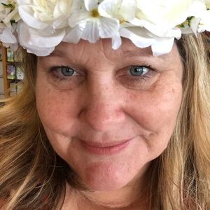 Meet your Posher, Michele